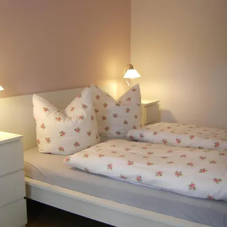 Gaestehaus Rose Durrrohrsdorf